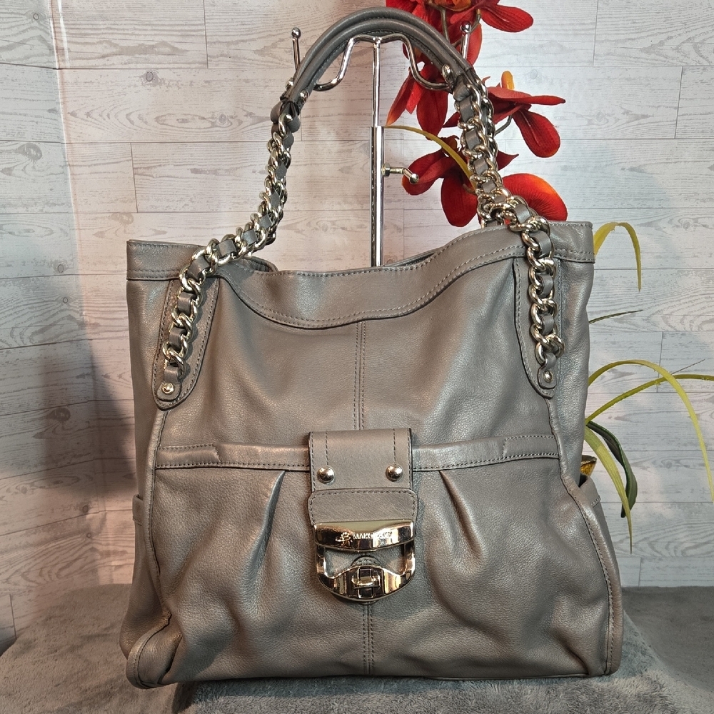 Gray Leather Chain-Handle Shoulder Bag